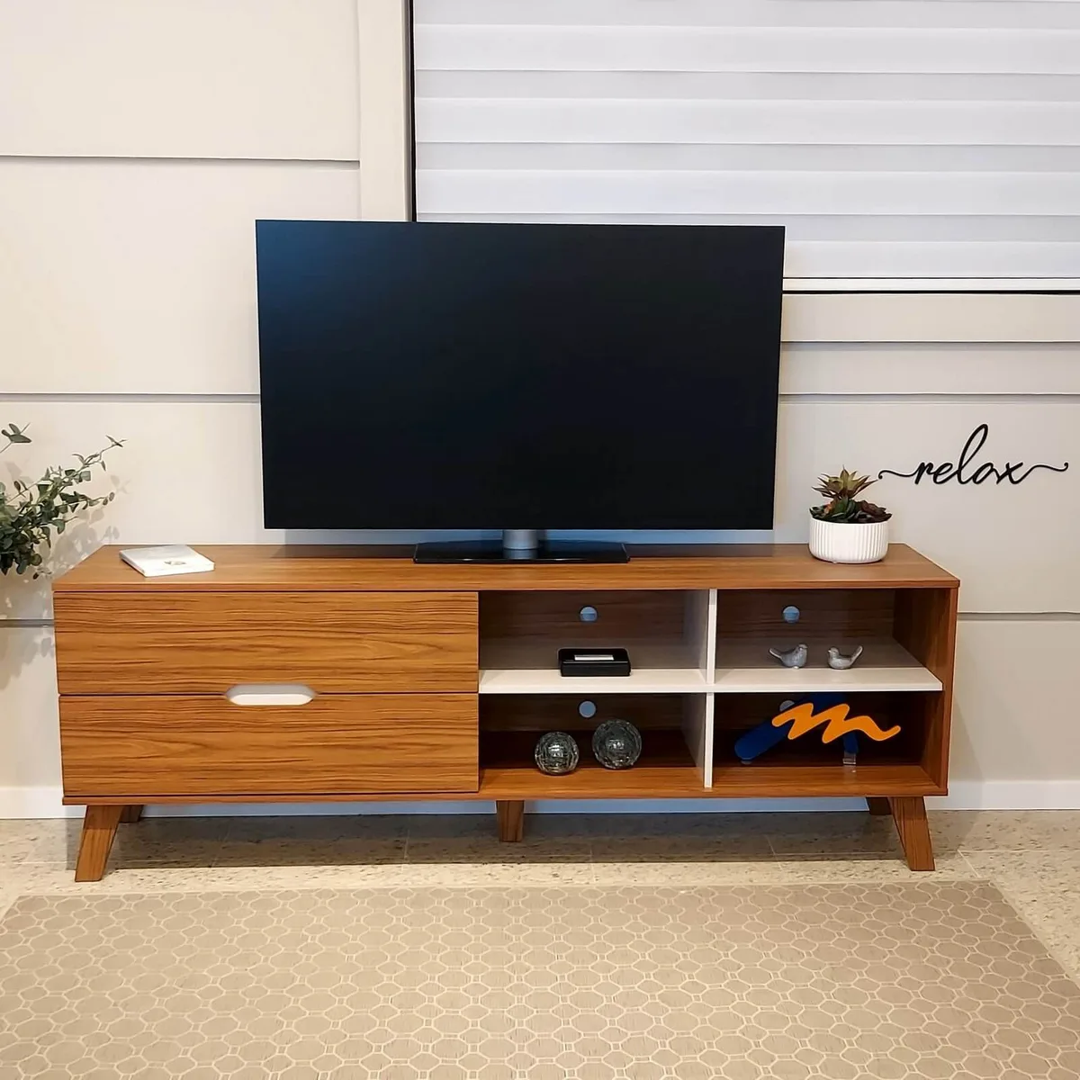 Rack Verona para TV até 75 polegadas - Cedro C / Off White